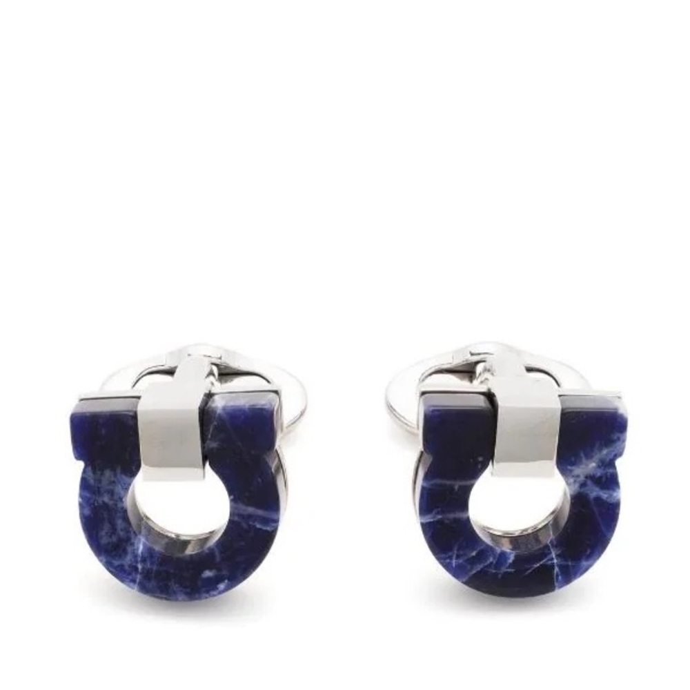 Ferragamo
Gancini cufflinks